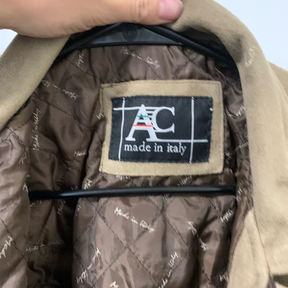 Men's Tan Bomber Jacket - Picture 3 of 3